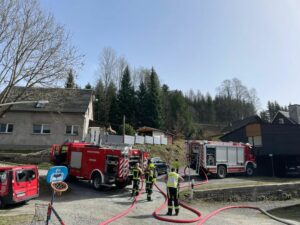 Mehr über den Artikel erfahren Brand mittel – Neudorf – Flächenbrand