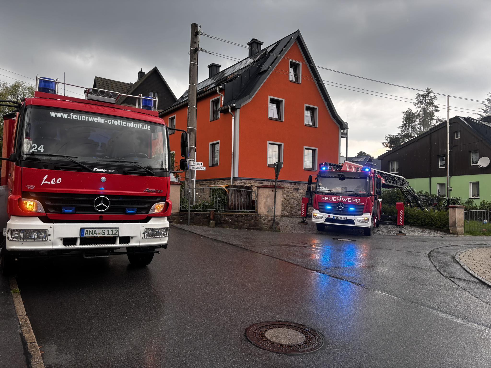 Mehr über den Artikel erfahren Brand Mittel – Neudorf – Schornsteinbrand